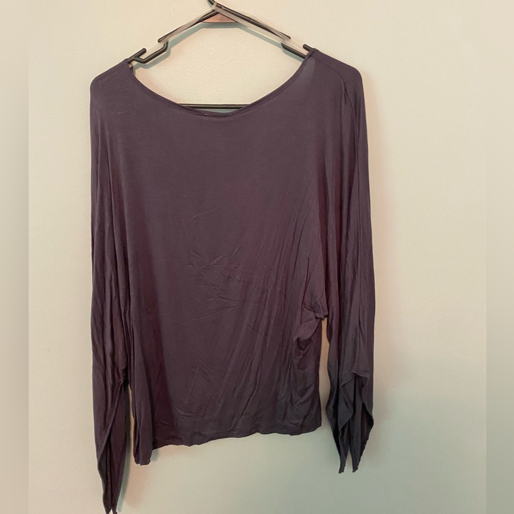Bellino long sleeve v-neck top - Picture 5 of 5